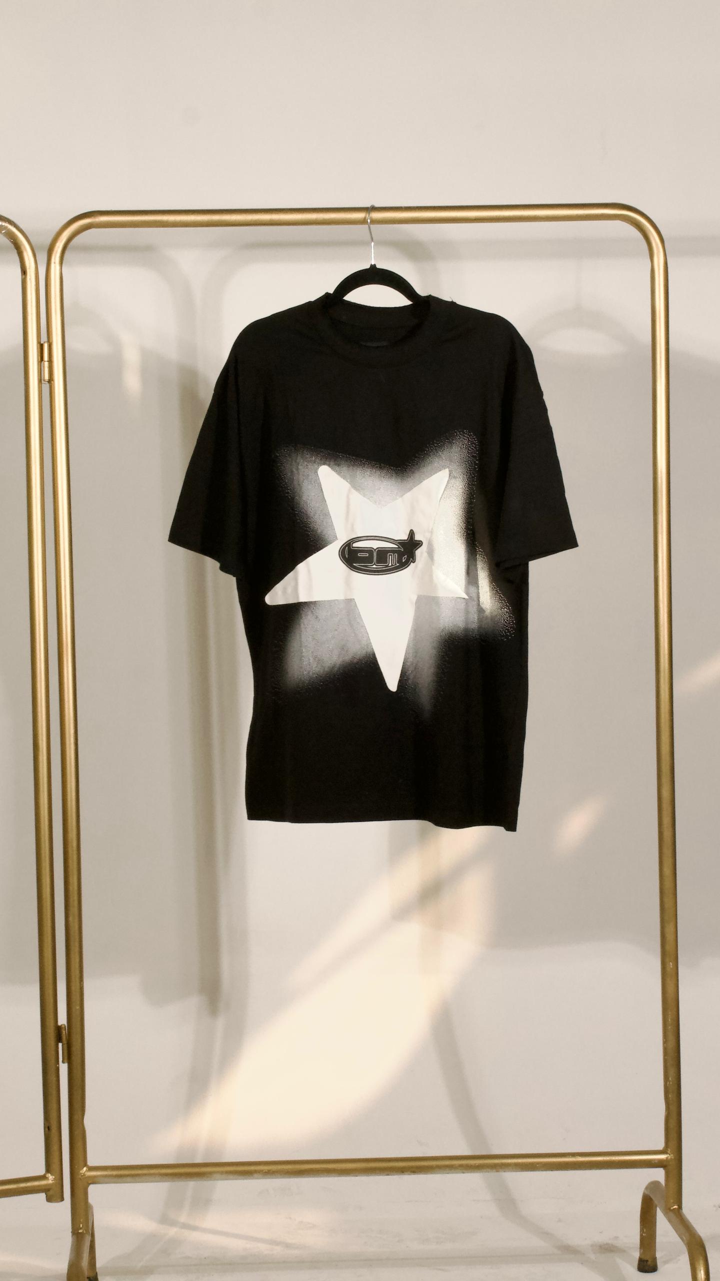 Star Graphic Tee