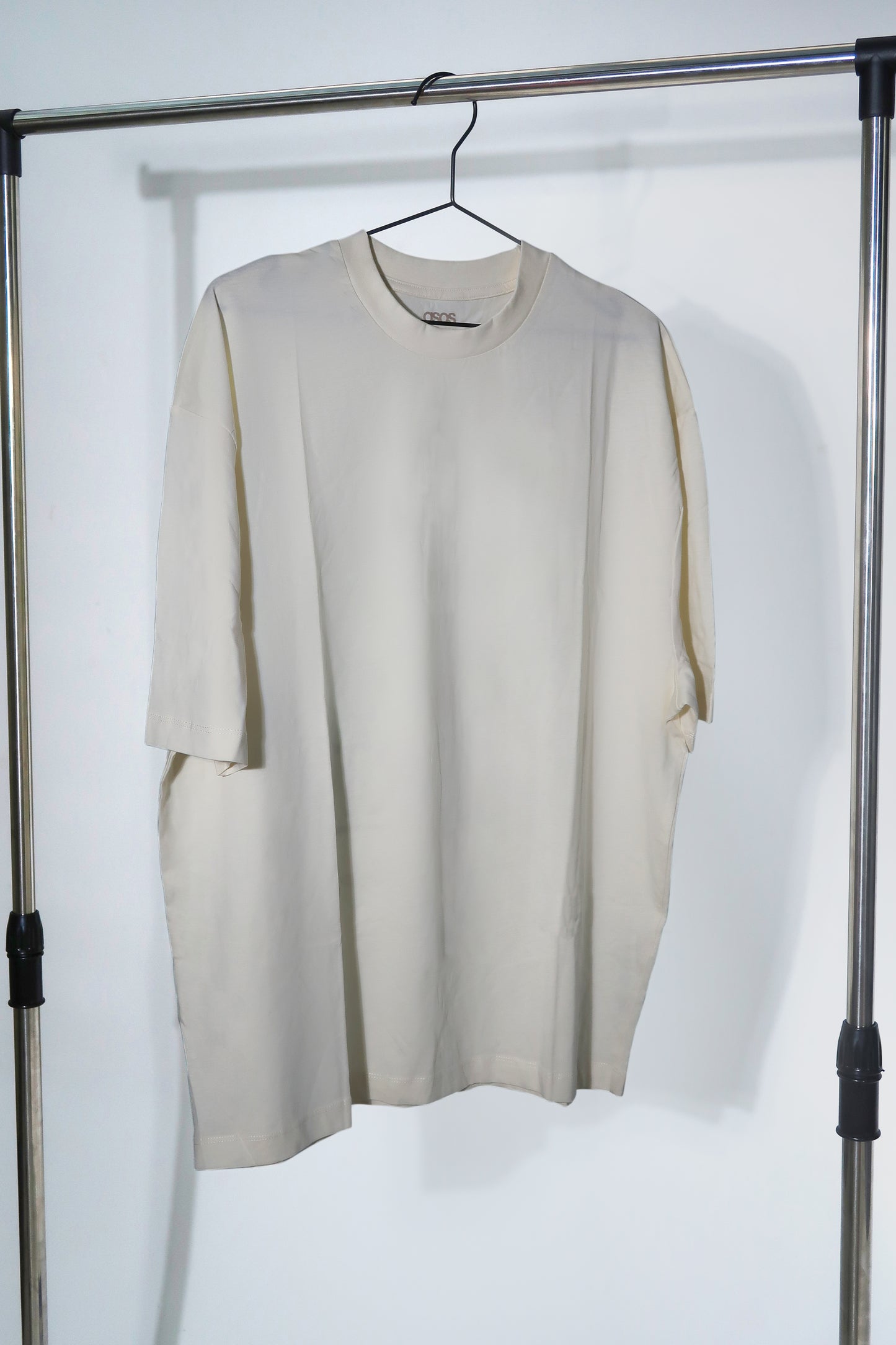 Resort Graphic Tee