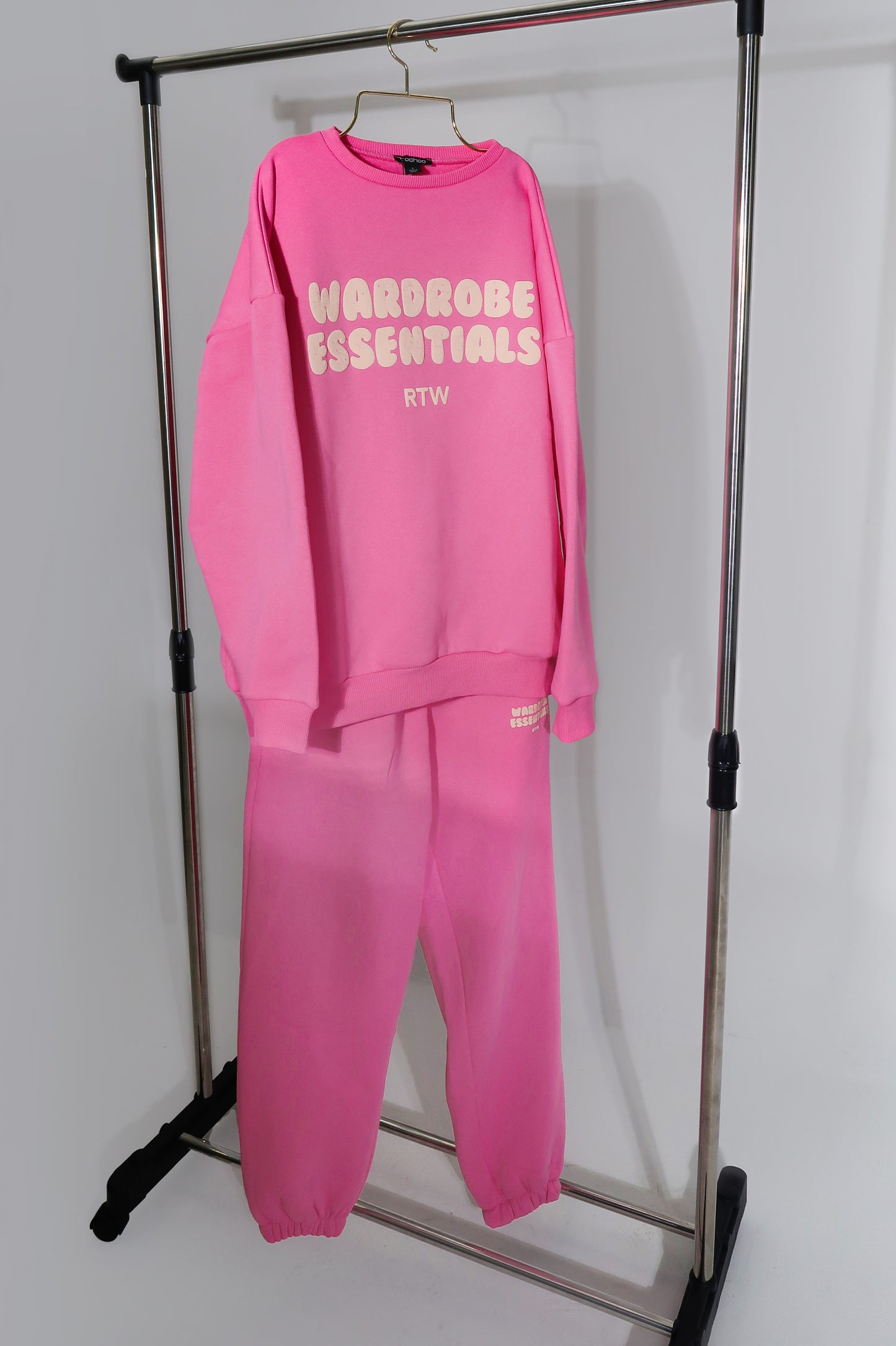 Wardrobe Essentials Set